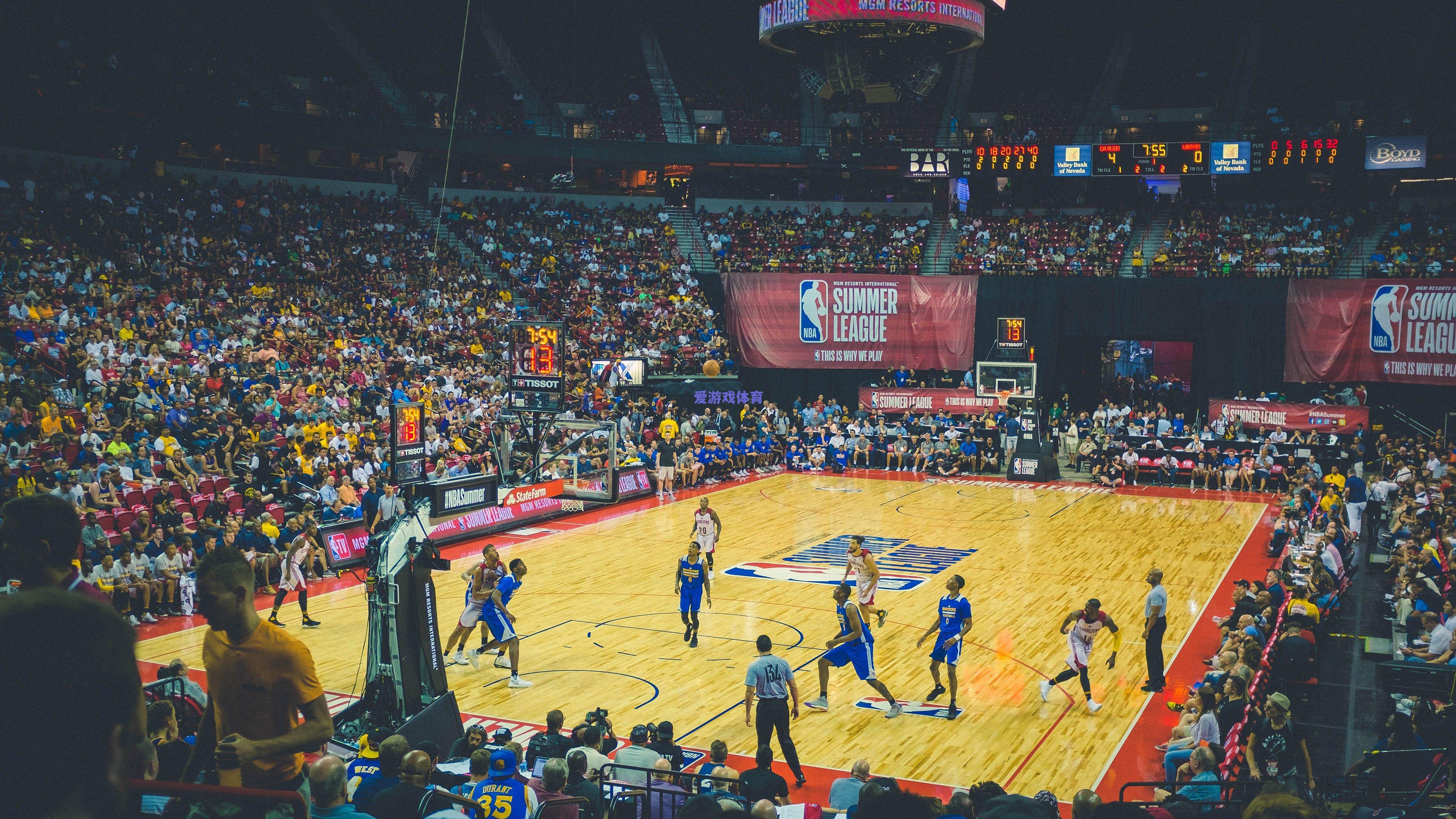 主场鏖战终结连败，马刺险胜掘金迎喘息，魔鬼三连客挑战严峻