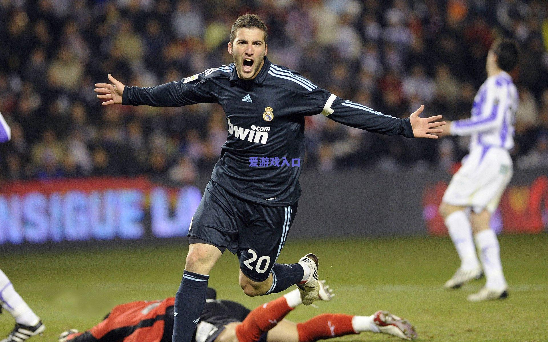 奥萨苏纳主场激战皇家社会，劳尔-加西亚领衔，奥亚萨瓦尔关键出战引爆对决