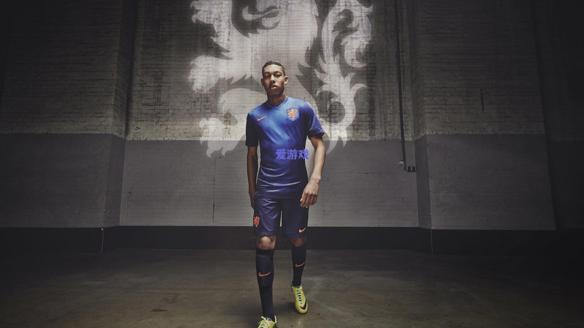 训练场上的默契,马丁内斯透露B费让点内维斯,更衣室团结成争冠基石